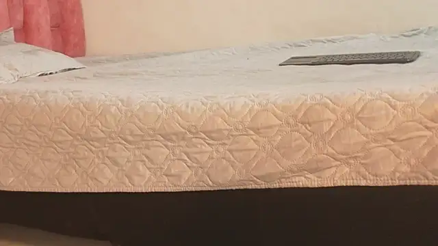 anna beneet online show from 09/24/25, 03:26