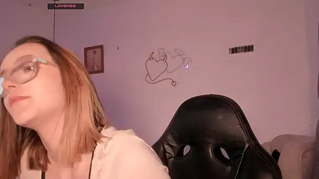 kristal joi dl online show from 09/21/25, 03:02