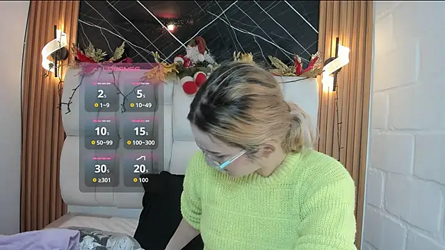 kristal joi dl online show from 12/20/25, 01:18