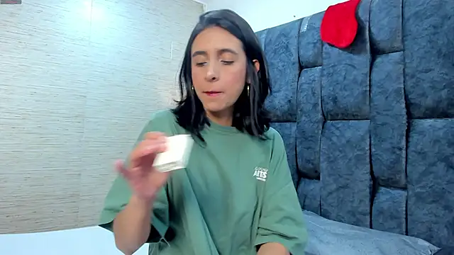 MiaAmore  online show from 11/27/25, 03:58