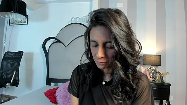 Snapshot of MiaAmore_ chatting on 07/21/26, 06:21 MiaAmore online show from 07/21/26, 06:21