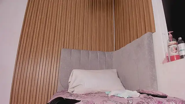 abby swith41 online show from 02/18/26, 01:29