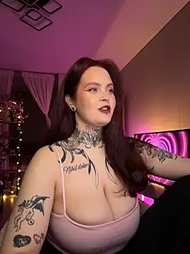 Mariiiiiway online show from 04/12/26, 08:14