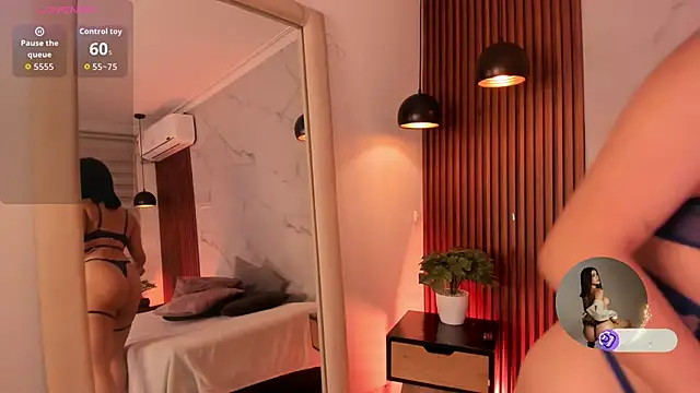 SophieCollins 1 online show from 11/17/25, 12:00