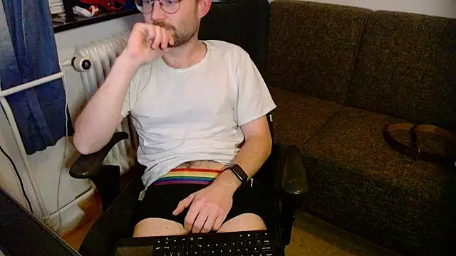 ChefDeLust online show from 11/04/25, 06:18