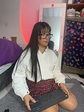 lilitth777 online show from 12/15/25, 12:59