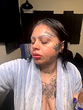 chicanachic13 online show from 10/12/25, 10:53