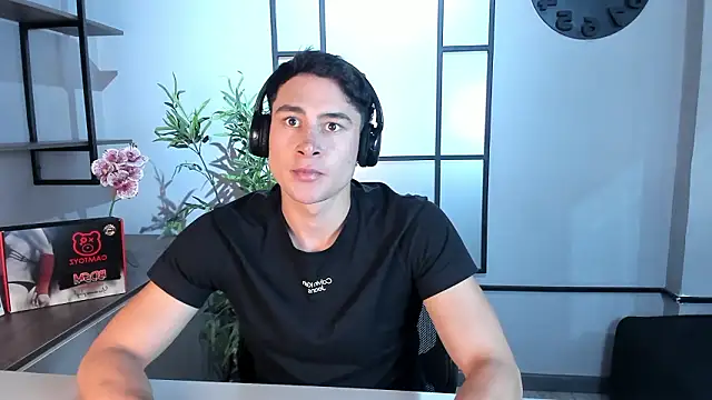 AustinJones  online show from 02/14/26, 06:48