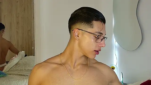 Troye Williams online show from 04/12/26, 12:43