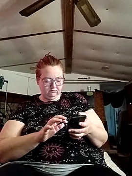 Snapshot of XEmoxkittyx chatting on 02/24/26, 06:06 XEmoxkittyx online show from 02/24/26, 06:06