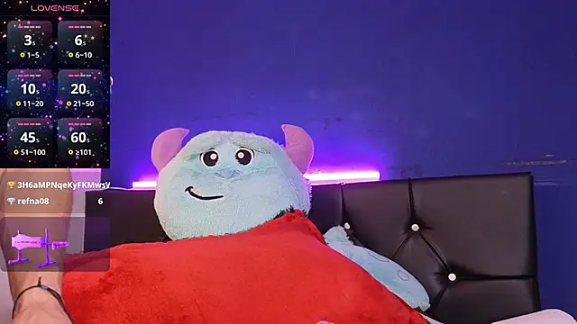 Snapshot of Theo_0101 chatting on 09/30/25, 12:48 Theo 0101 online show from 09/30/25, 12:48