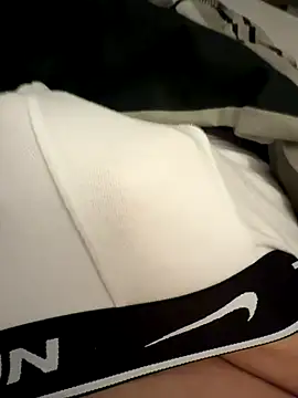 Snapshot of JacobDT chatting on 11/08/25, 02:45 JacobDT online show from 11/08/25, 02:45