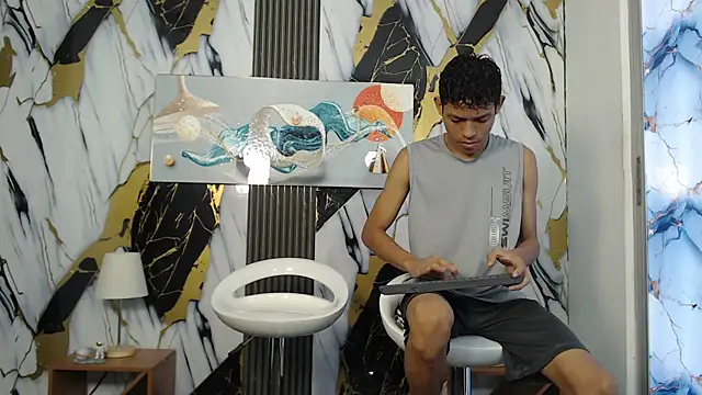 BEAUTY BOYS1 online show from 02/23/26, 07:22