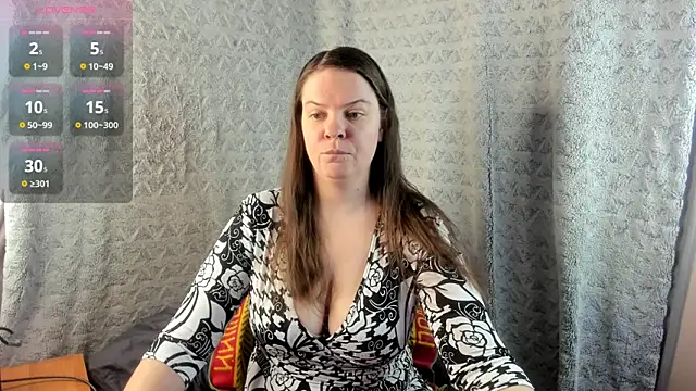 MiaLores online show from 03/24/26, 09:03