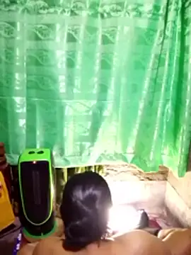 Mistompa24 online show from 11/30/25, 03:38