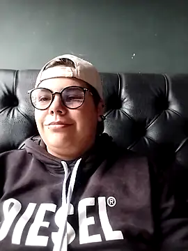 Hailey Curvy online show from 10/13/25, 08:42