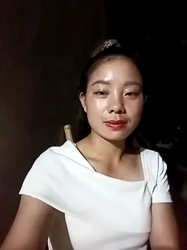 Snapshot of milo123-xx chatting on 09/24/25, 03:37 milo123-xx online show from 09/24/25, 03:37