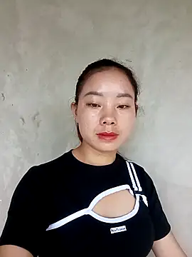 Snapshot of milo123-xx chatting on 09/30/25, 12:15 milo123-xx online show from 09/30/25, 12:15