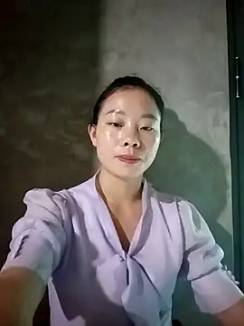 Snapshot of milo123-xx chatting on 10/08/25, 04:32 milo123-xx online show from 10/08/25, 04:32