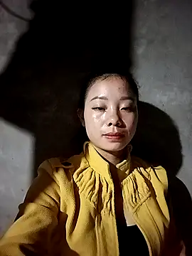 Snapshot of milo123-xx chatting on 10/08/25, 04:37 milo123-xx online show from 10/08/25, 04:37