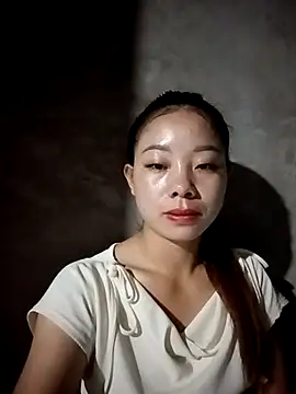 Snapshot of milo123-xx chatting on 10/14/25, 11:38 milo123-xx online show from 10/14/25, 11:38