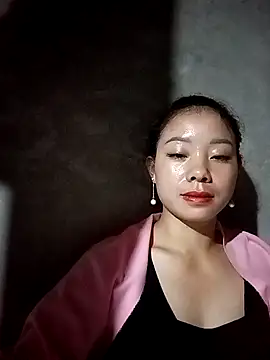 Snapshot of milo123-xx chatting on 10/24/25, 12:56 milo123-xx online show from 10/24/25, 12:56