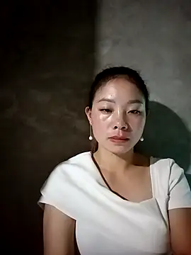 Snapshot of milo123-xx chatting on 10/30/25, 07:32 milo123-xx online show from 10/30/25, 07:32