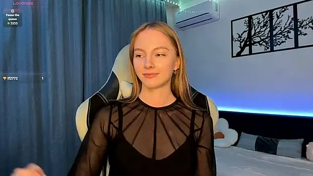 BrightAnnie online show from 11/19/25, 03:12