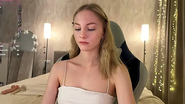 BrightAnnie online show from 02/06/26, 12:08