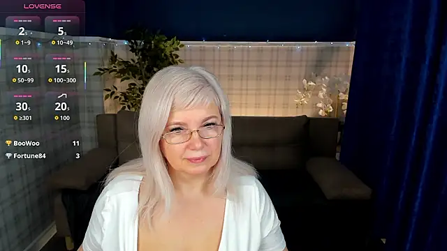 Hella Fabel online show from 03/21/26, 01:21