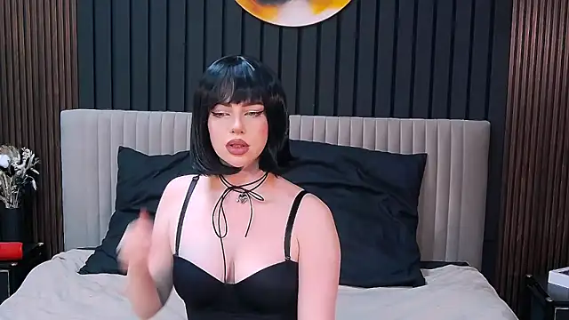 MilanaCeleste online show from 11/19/25, 05:35