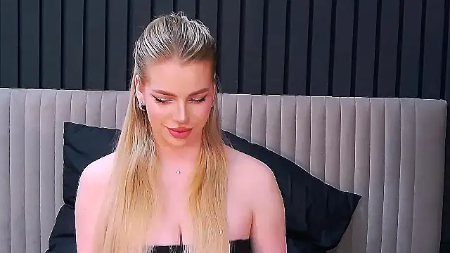 MilanaCeleste online show from 11/27/25, 06:10