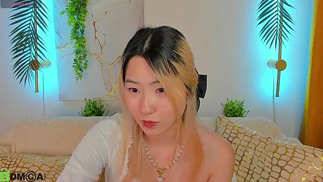 Snapshot of Aisi_18 chatting on 09/11/25, 07:08 Aisi 18 online show from 09/11/25, 07:08