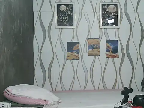 Snapshot of pinayhotii chatting on 01/10/26, 06:26 pinayhotii online show from 01/10/26, 06:26