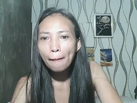Snapshot of pinayhotii chatting on 01/10/26, 09:05 pinayhotii online show from 01/10/26, 09:05