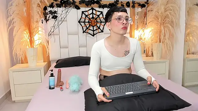 LiamHeat online show from 10/29/25, 02:03