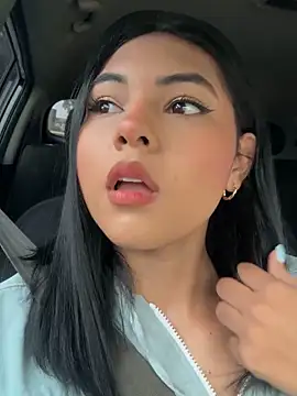 Snapshot of AlinnaRosee_ chatting on 09/10/25, 12:38 AlinnaRosee online show from 09/10/25, 12:38