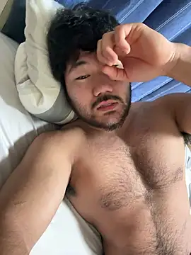 Snapshot of myhair_isgood chatting on 10/21/25, 11:44 myhair isgood online show from 10/21/25, 11:44