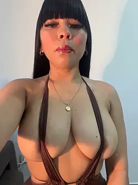 BrendaCrean online show from 10/28/25, 12:09