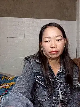 Snapshot of _Helala_ chatting on 09/26/25, 10:52 Helala online show from 09/26/25, 10:52