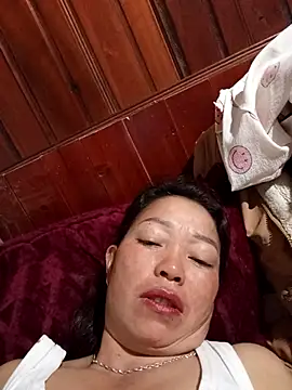 Snapshot of _Helala_ chatting on 10/08/25, 08:50 Helala online show from 10/08/25, 08:50