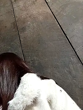 Snapshot of _Helala_ chatting on 10/30/25, 02:51 Helala online show from 10/30/25, 02:51