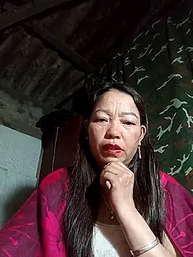 Snapshot of _Helala_ chatting on 11/07/25, 07:58 Helala online show from 11/07/25, 07:58