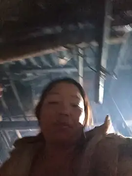 Snapshot of _Helala_ chatting on 12/02/25, 12:43 Helala online show from 12/02/25, 12:43