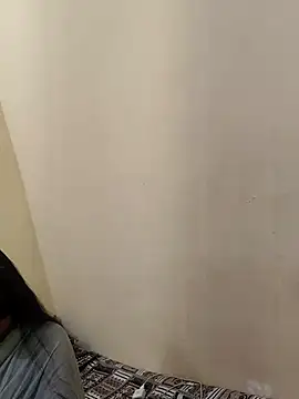 Snapshot of Hot_modal chatting on 11/27/25, 04:53 Hot modal online show from 11/27/25, 04:53