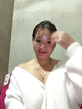 Snapshot of Samdangg chatting on 12/14/25, 11:48 Samdangg online show from 12/14/25, 11:48