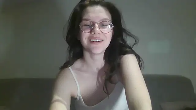 LaVostraDorothy online show from 11/05/25, 08:20