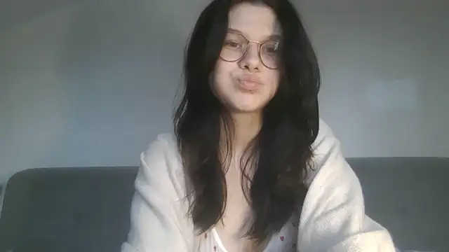 LaVostraDorothy online show from 11/12/25, 11:21