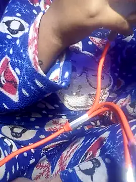 Snapshot of Night_Angel06 chatting on 12/18/25, 12:33 Night Angel06 online show from 12/18/25, 12:33