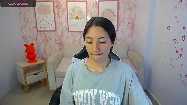 Kylie ch1 online show from 10/23/25, 03:44